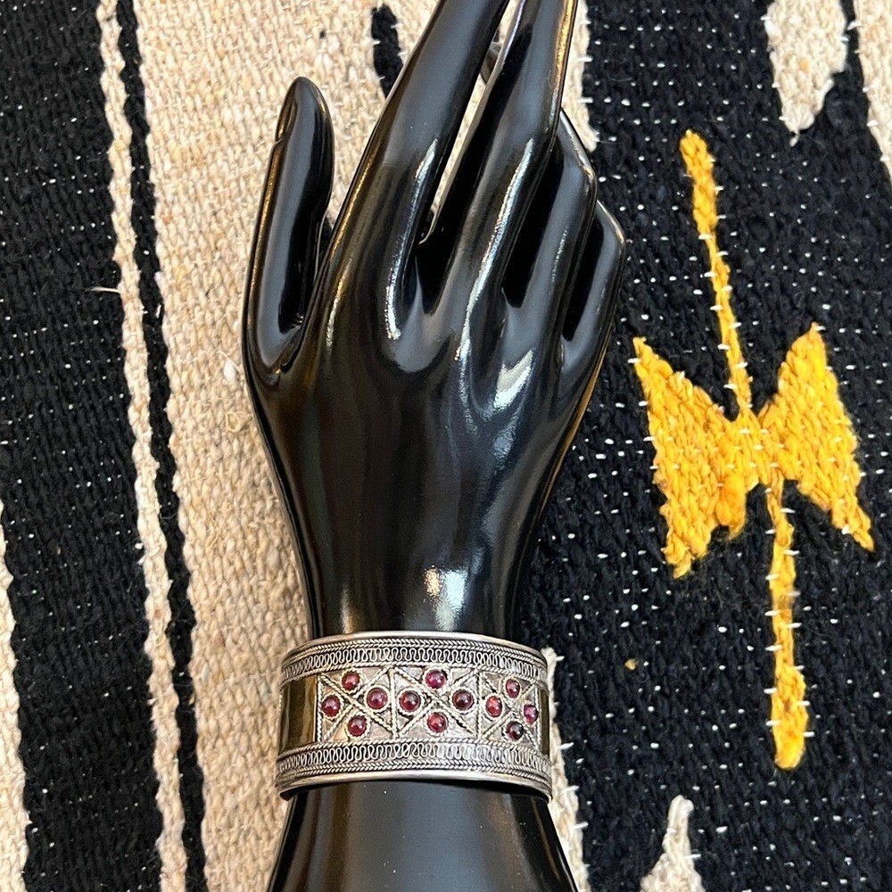 ❤️ Old Pawn Ethnic 12 Gemstone 925 Cuff 32.2 Gm Decorative Scroll Motifs - Picture 4 of 15